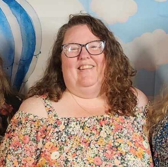 Meet your Posher, Hope - Picture 2 of 2